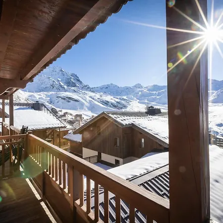 Alaska 130 M2 - Pied Des Pistes De Samedi A Samedi