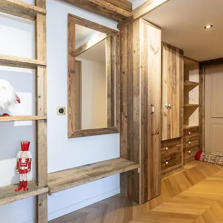 Alaska 130 M2 - Pied Des Pistes De Samedi A Samedi *